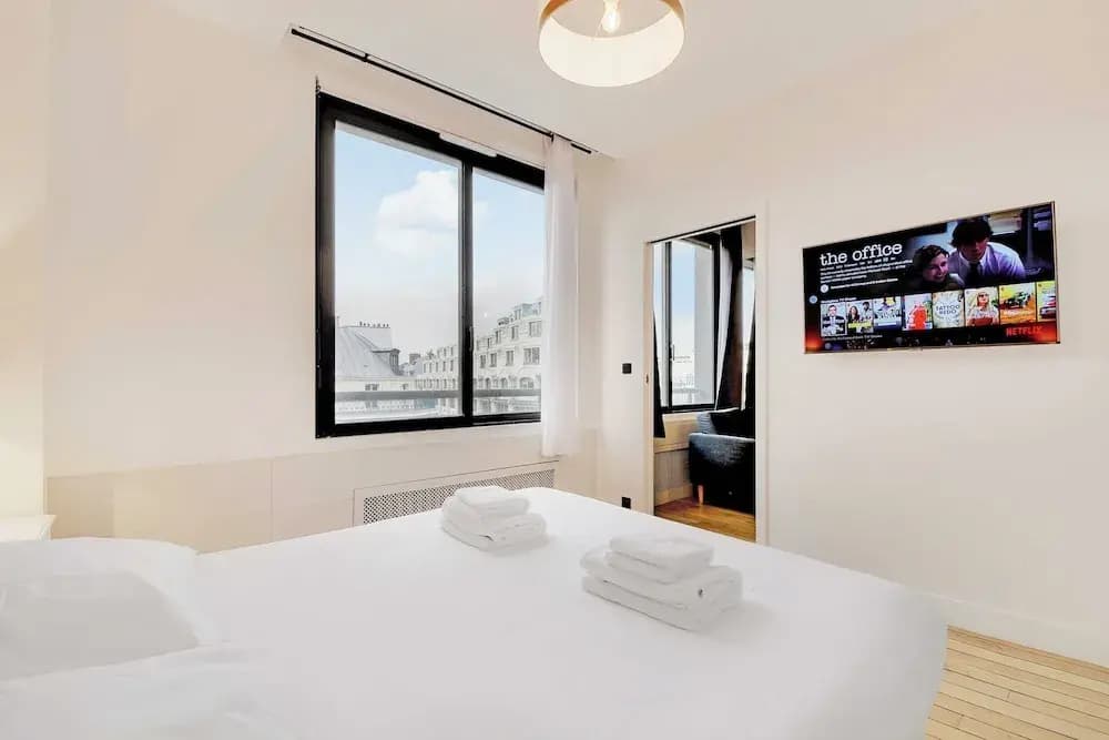 Modern Apartment - 2br/8p - Near Opera Garnier - photo 2