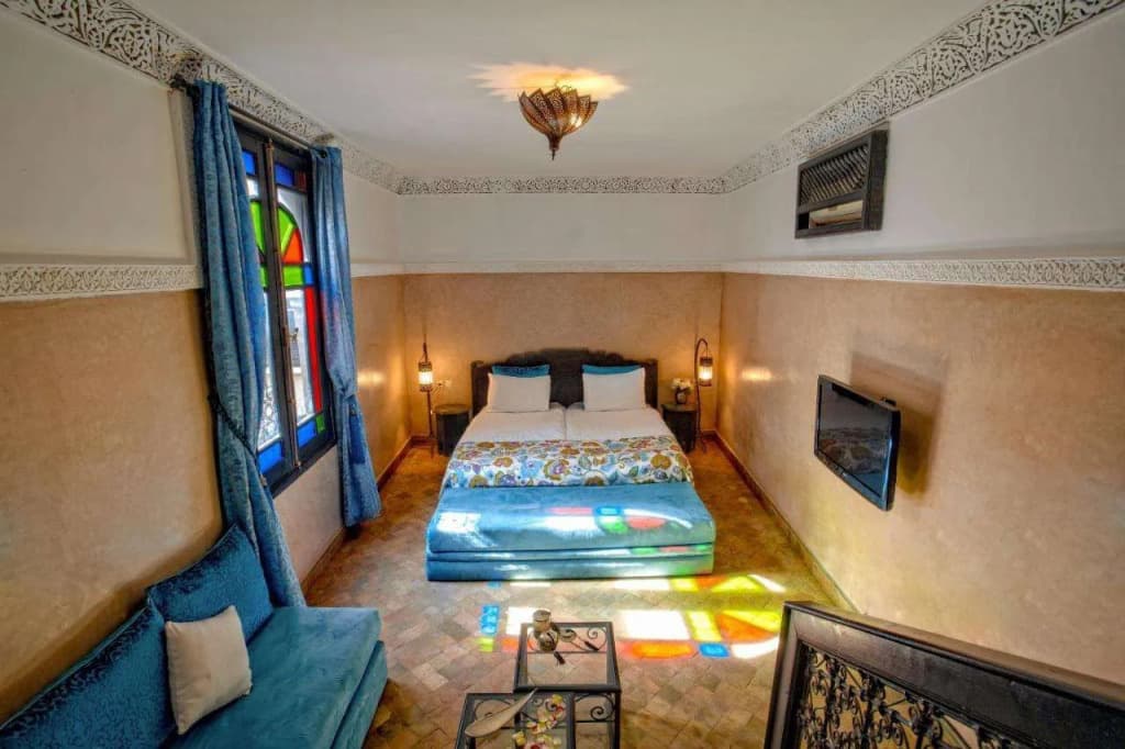 Riad Basim - photo 5
