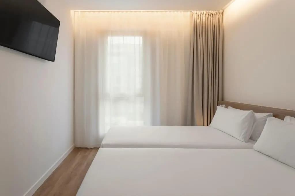B&B HOTEL Madrid Vallecas Ensanche - photo 21