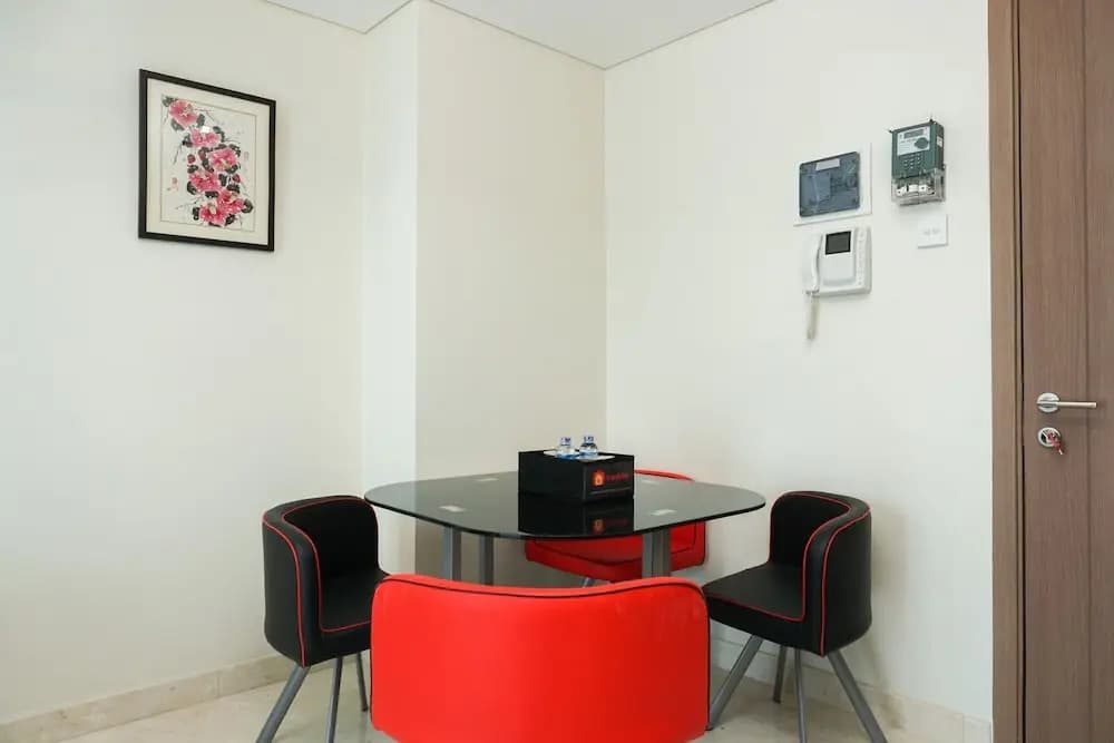 Comfortable 2br Puri Orchard Apartment - photo 11