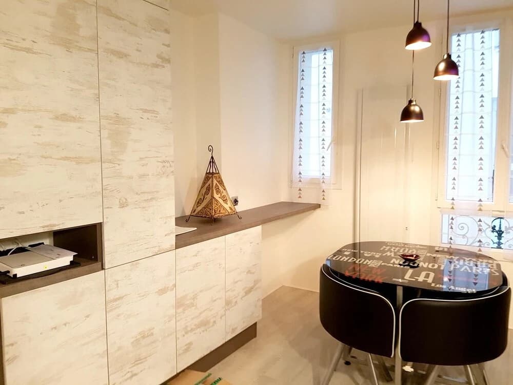 Apartment With one Bedroom in Paris, With Wifi - photo 8