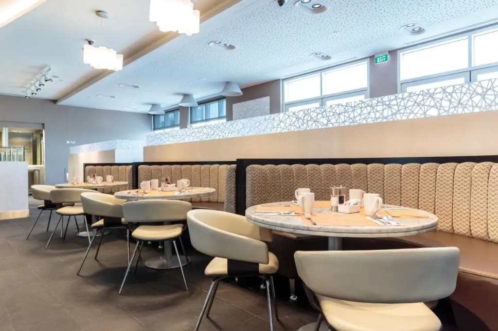 Premier Inn Doha Education City Hotel - photo 30