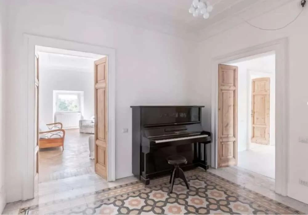 Vittorio Luxury Panoramic Apartment - photo 4