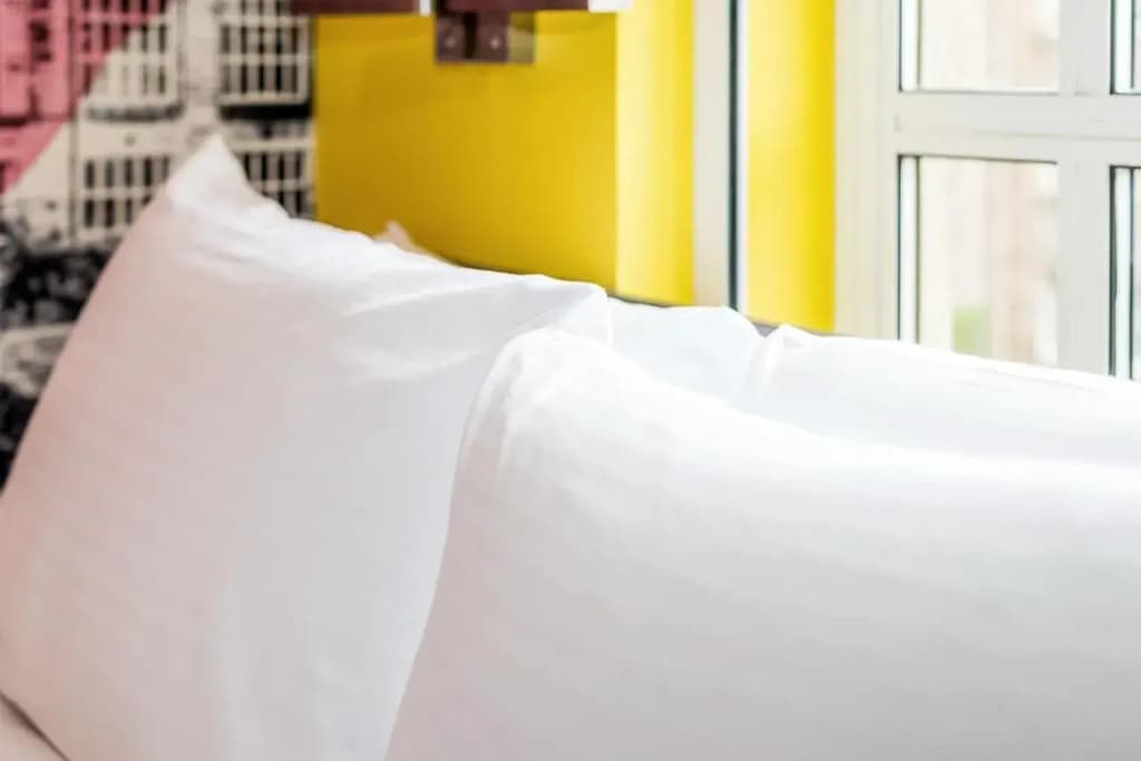 KM Hotel - photo 6
