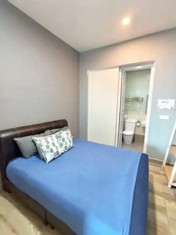 Cozy 121 Octagon 2 Bedrooms Condo - photo 5