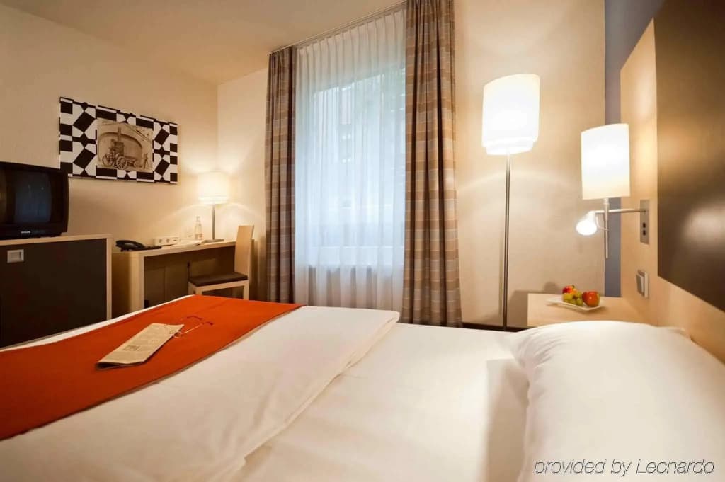 Mercure Hotel Berlin City West - photo 6