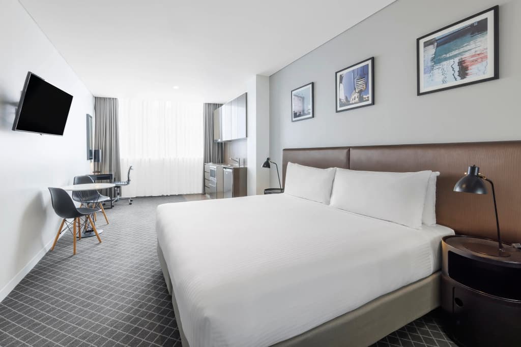 Holiday Inn & Suites Sydney Bondi Junction by IHG - photo 37