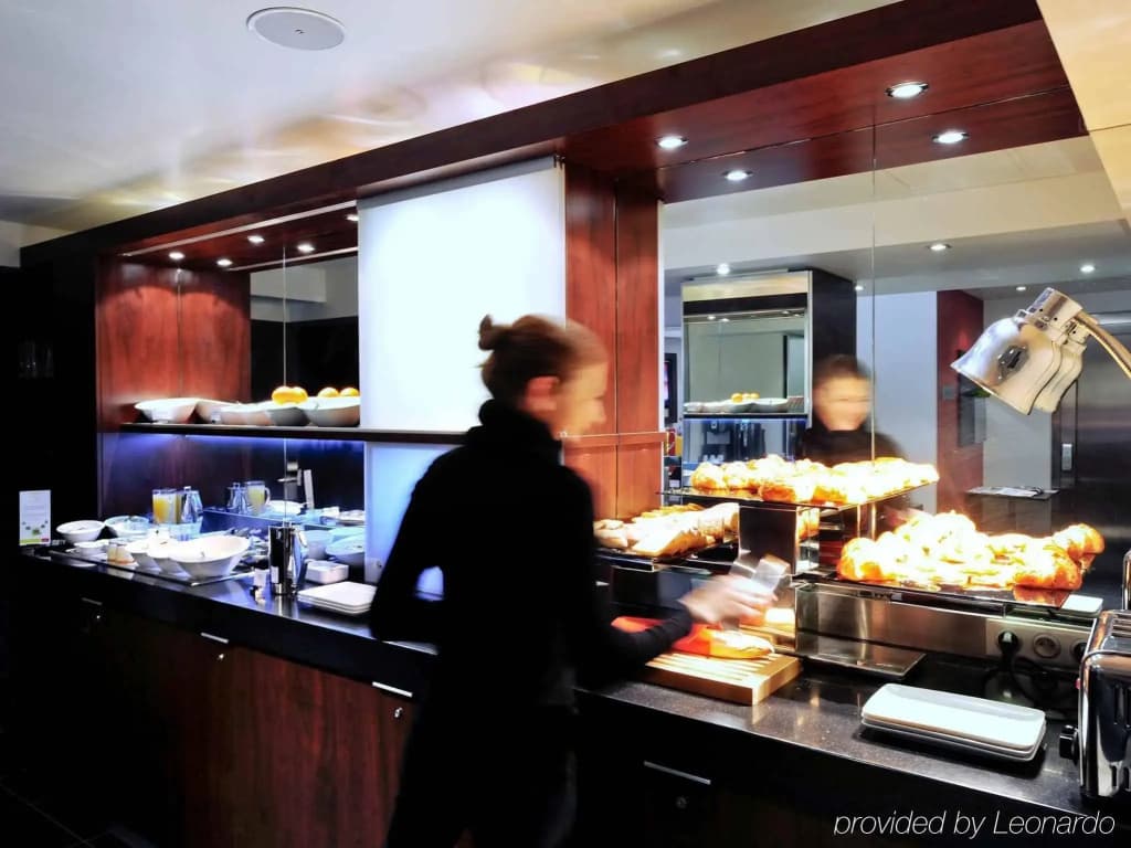 Hôtel Mercure Paris Tour Eiffel Pont Mirabeau - photo 22