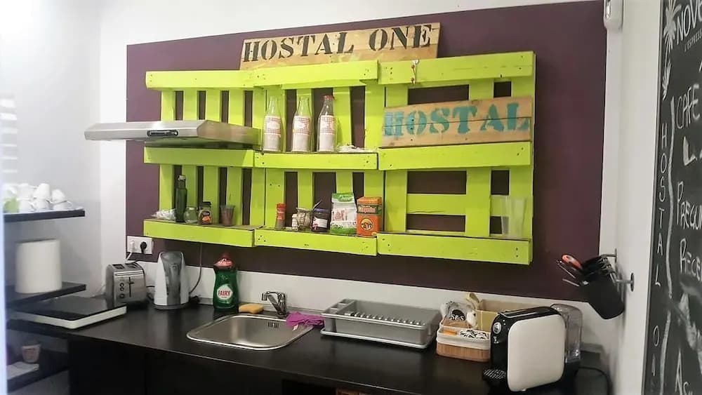 Hostal Easy Sants - photo 15