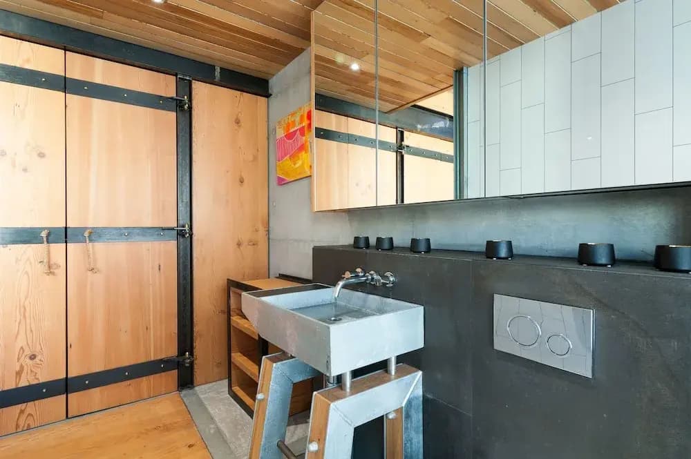 Executive Rental Style House - photo 15