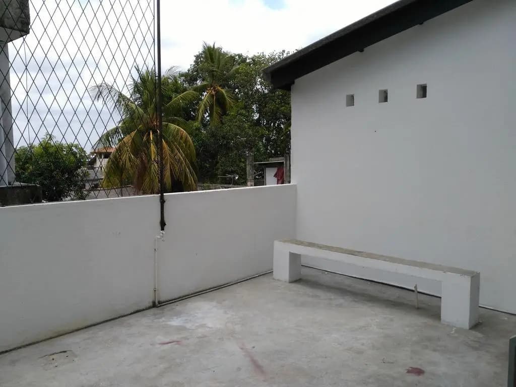 West Inn Colombo - photo 2