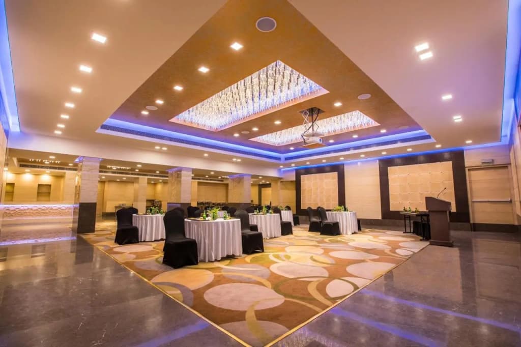 The Suryaa New Delhi - photo 45