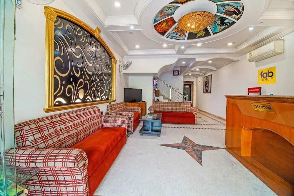 OYO 8505 Hotel Ashu Palace - photo 2
