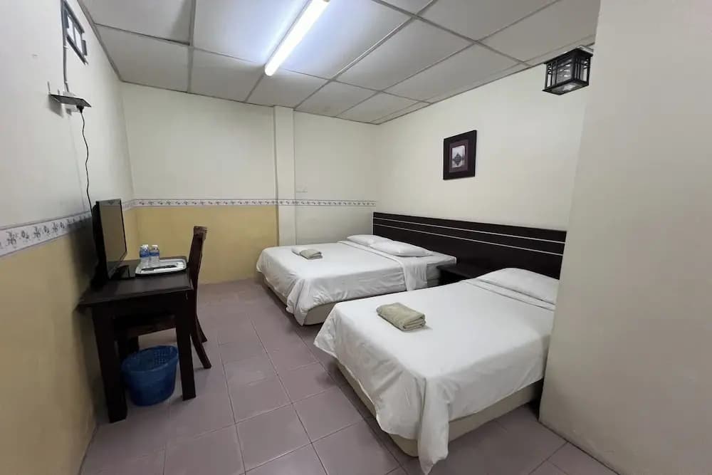 Seri Kemaman Inn, Chukai Terengganu - photo 22