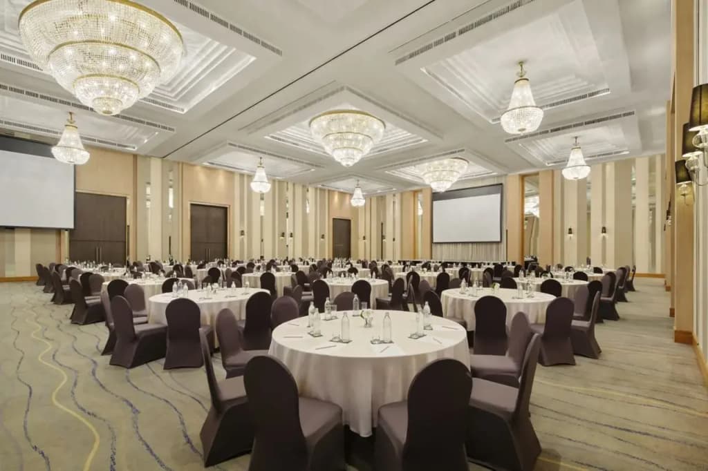 Jubilee Prestige Ratchadapisek Hotel - photo 24