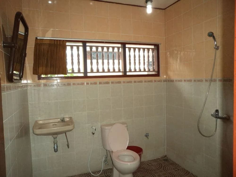 Brata Home Stay - photo 9