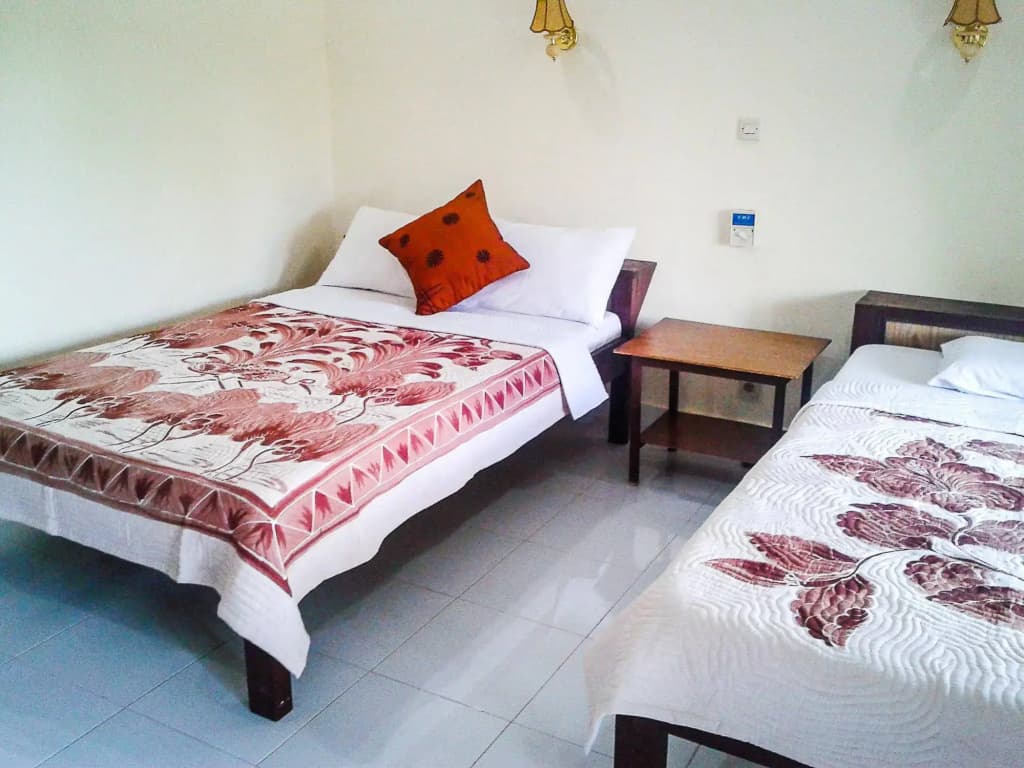 Puji Bungalow & Hostel - photo 2