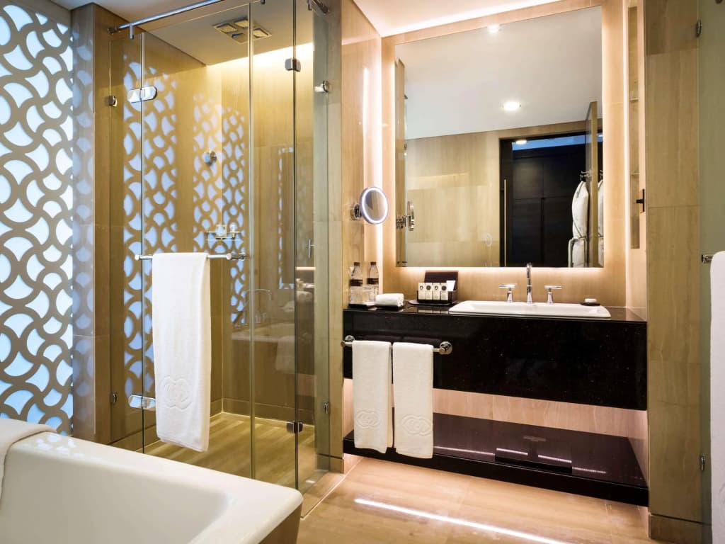 Sofitel Abu Dhabi Corniche Hotel - photo 14