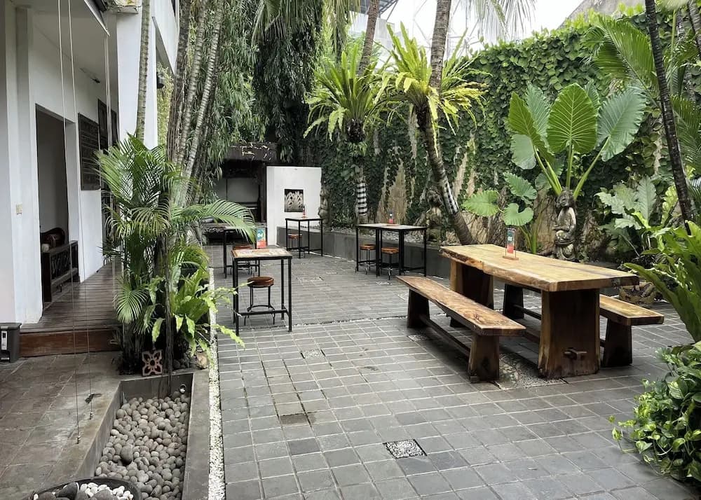 R Residence Jakarta - photo 7