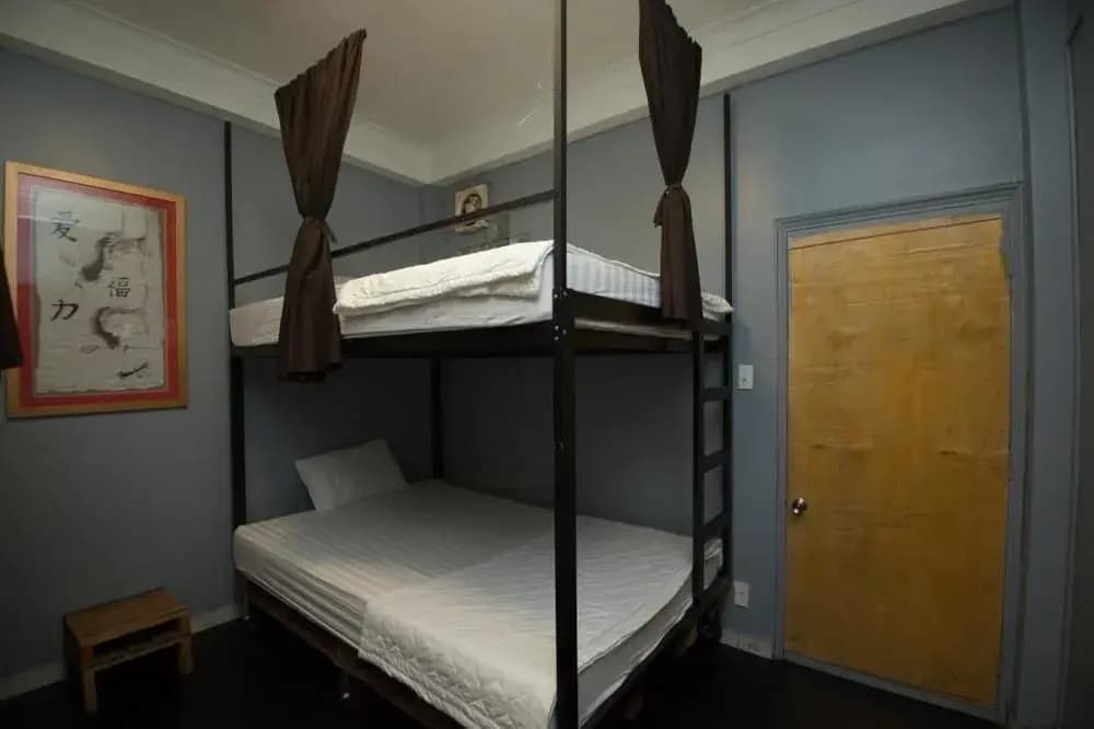 Full Moon - Hostel - photo 6