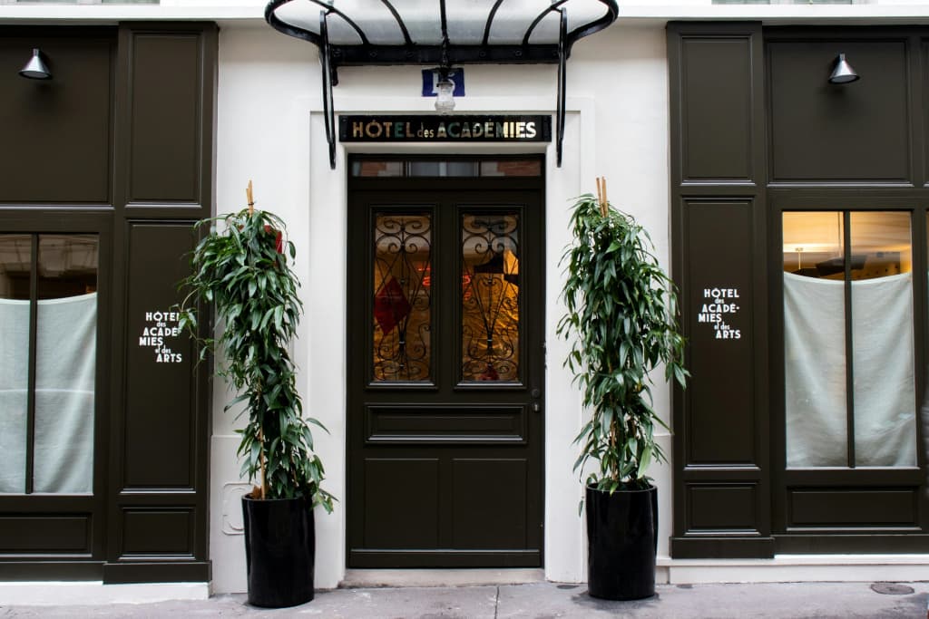 Hôtel des Académies et des Arts - photo 1