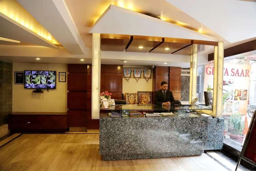 Hotel Geetasaar - photo 17