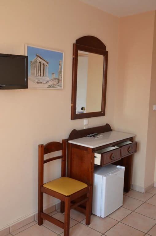 Byron Hotel - photo 25