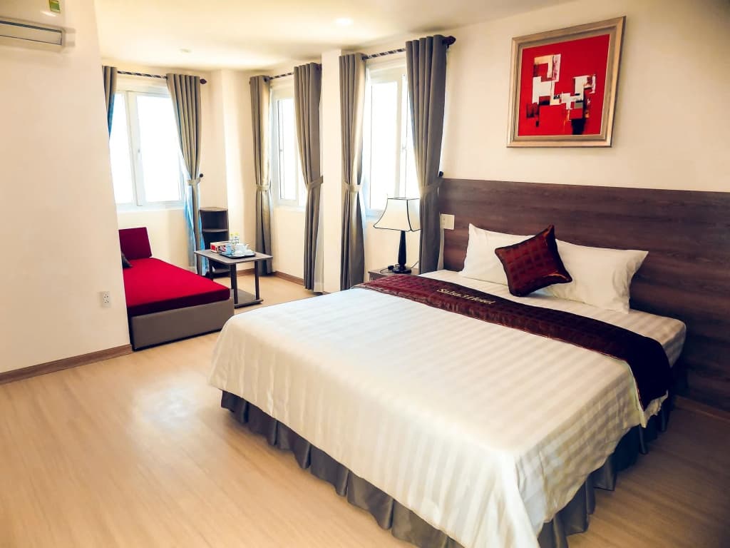 La Suite Hotel Da Nang - photo 4