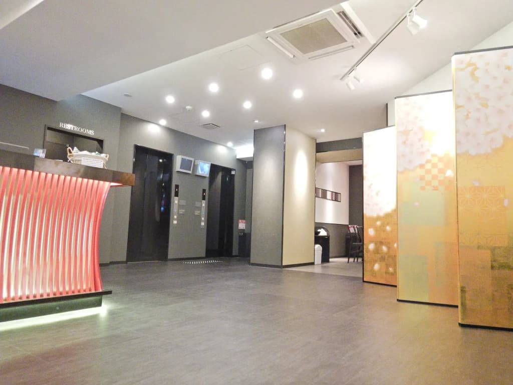 KUROMON Crystal Hotel - photo 14