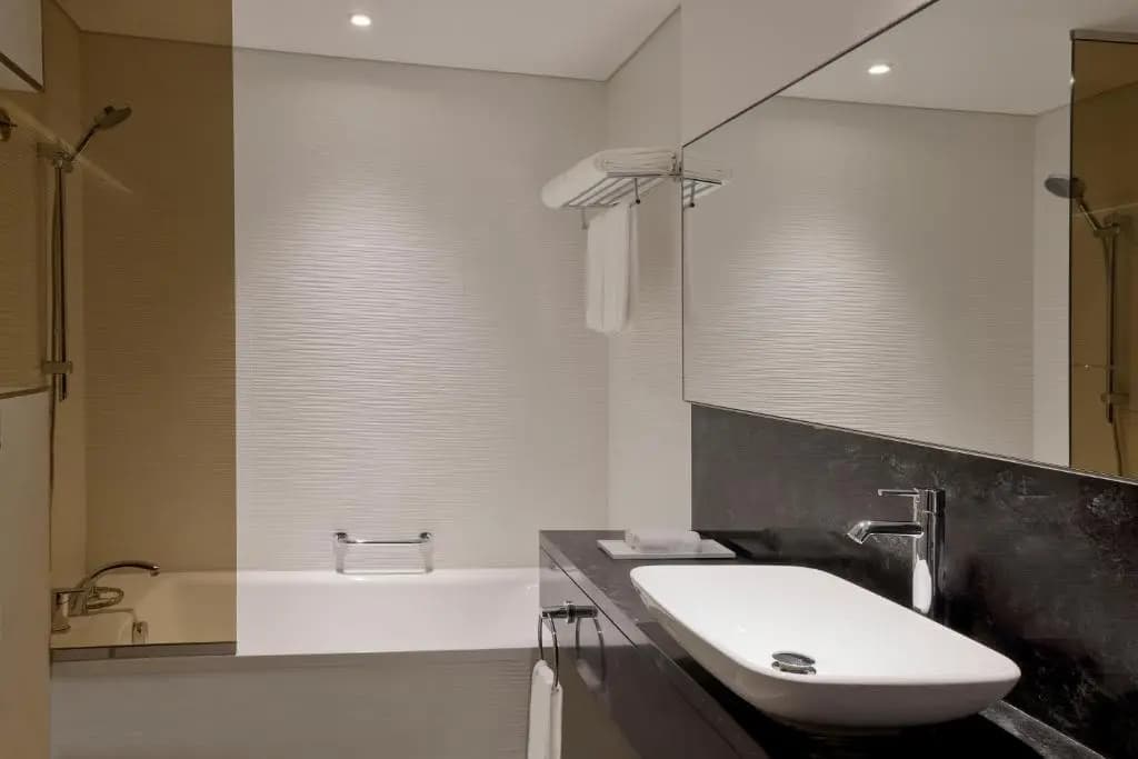 The First Collection Waterfront, Dubai, A Tribute Portfolio Hotel - photo 8