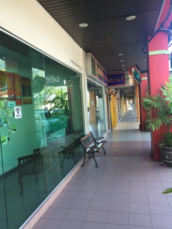 OYO 850 Gold Star Hotel - photo 14