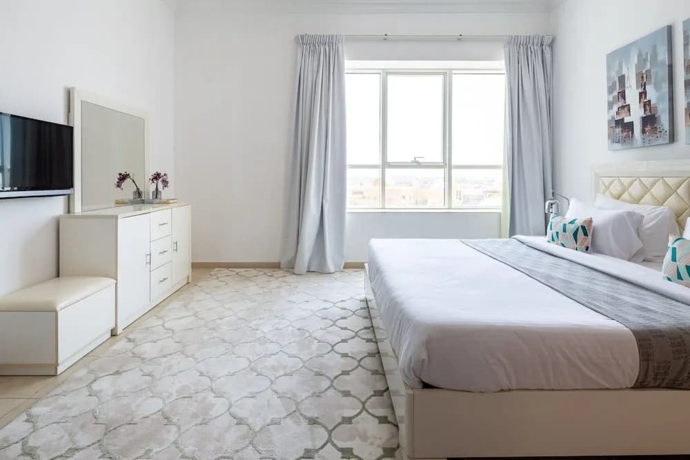 Premier 1BR Apartment in JLT - Sleeps 3! - main photo
