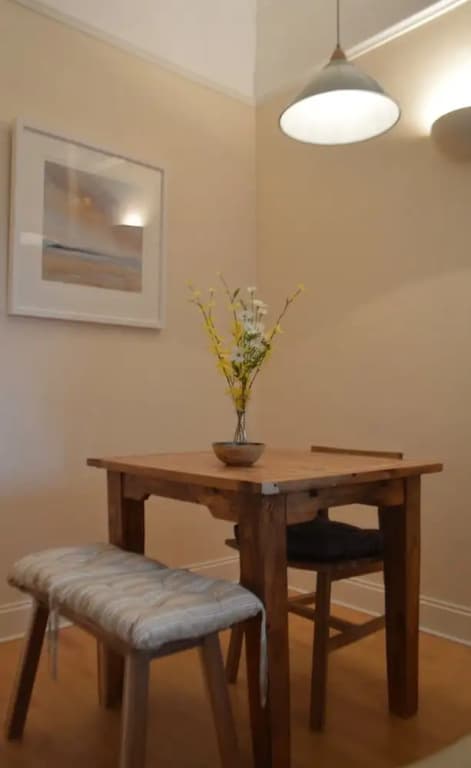 Sunny First Floor Stockbridge Flat - photo 10