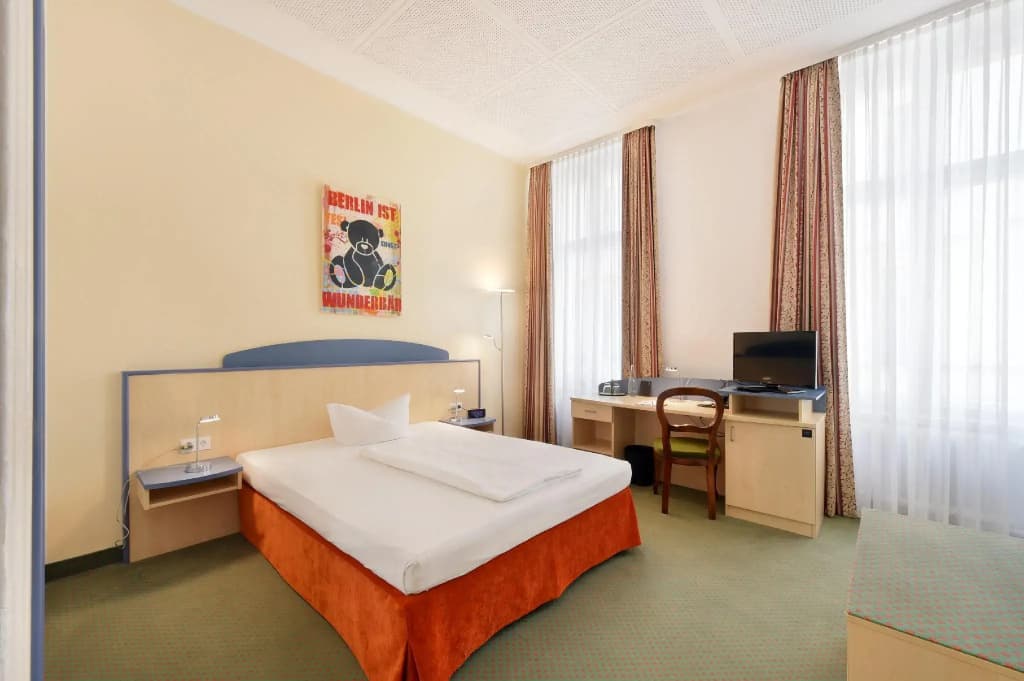 Hotel Tiergarten Berlin - photo 25