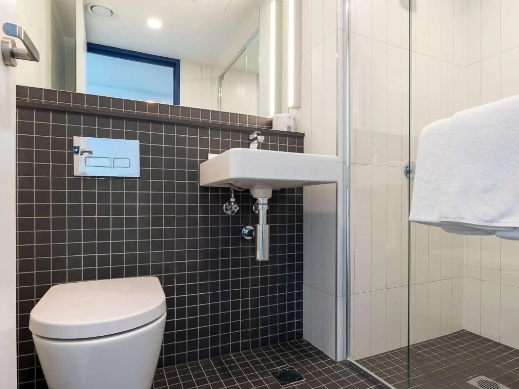 ibis budget Sydney Airport - photo 9
