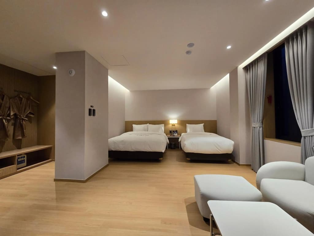 Tria Hotel - photo 3