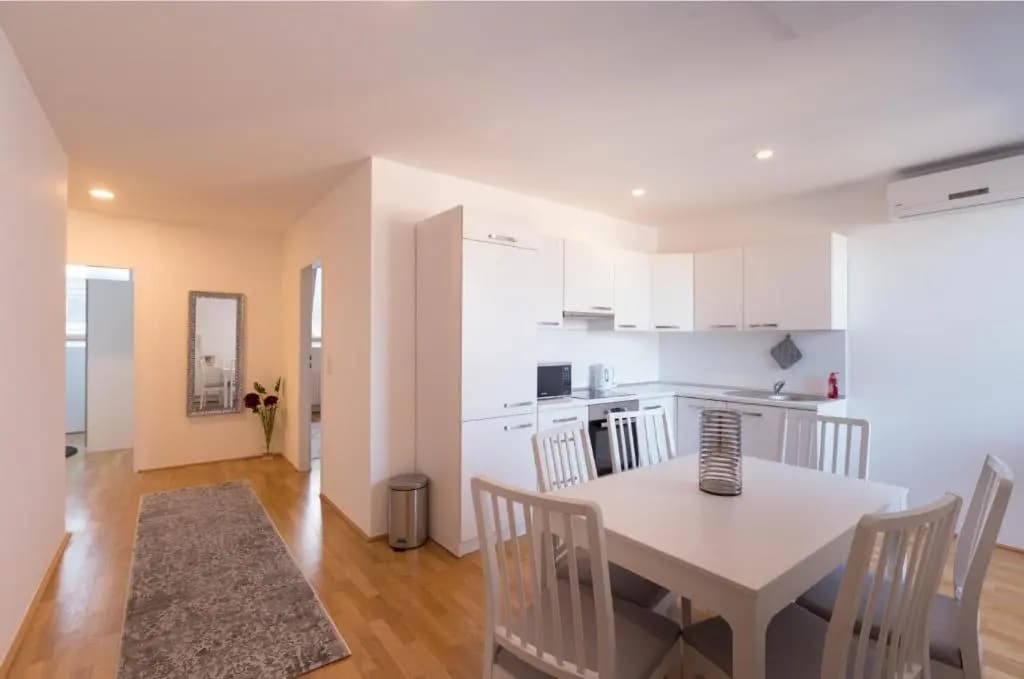 Sunny Penthouse DG I Apt 44 - photo 12