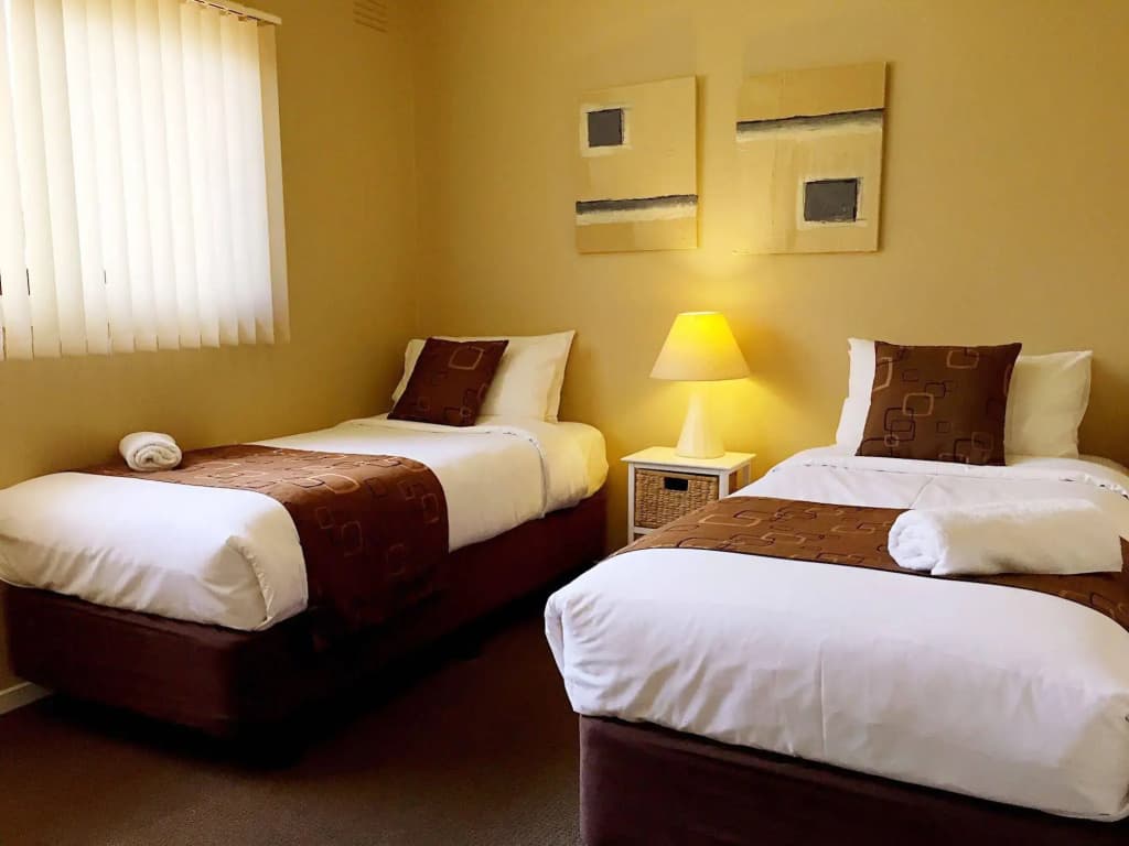 Admiral Motor Inn - photo 3