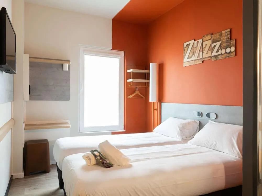 Ibis Budget Madrid Aeropuerto - photo 6