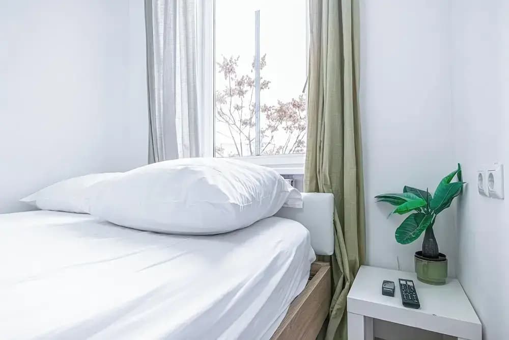 Cozy Room Shared Apt Millennium Tower - photo 7