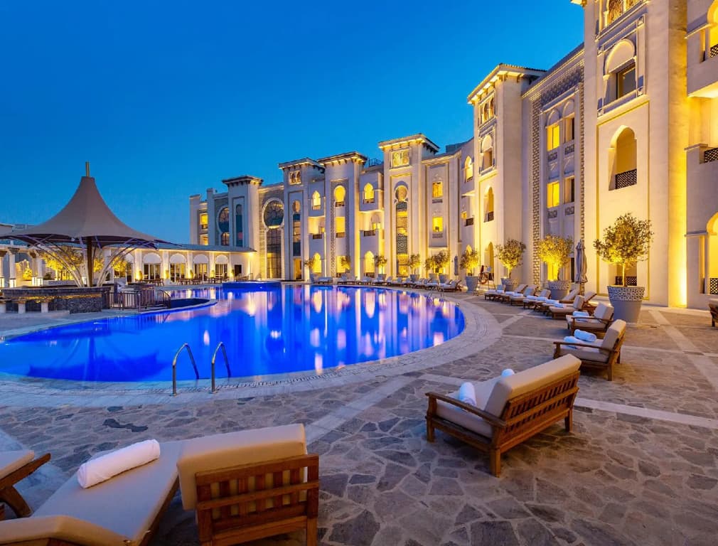 Ezdan Palace Hotel - photo 16