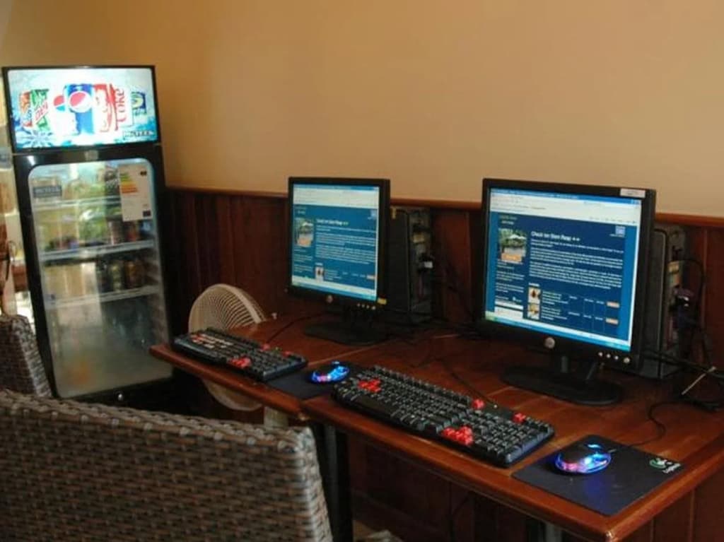 Check Inn - photo 10