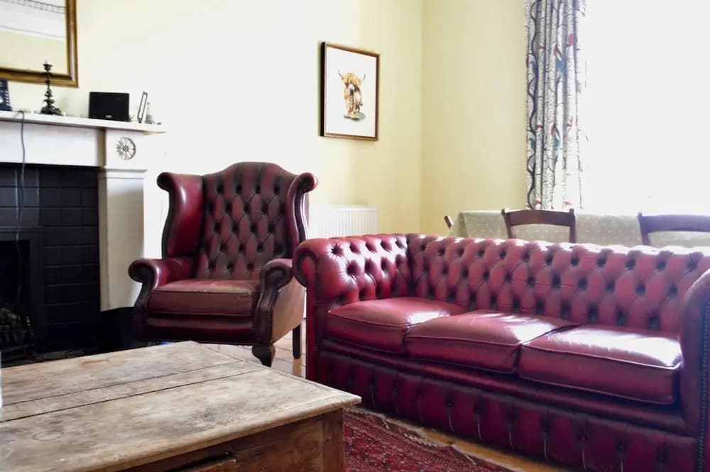 Central Edinburgh 4 Bedroom Flat - photo 10