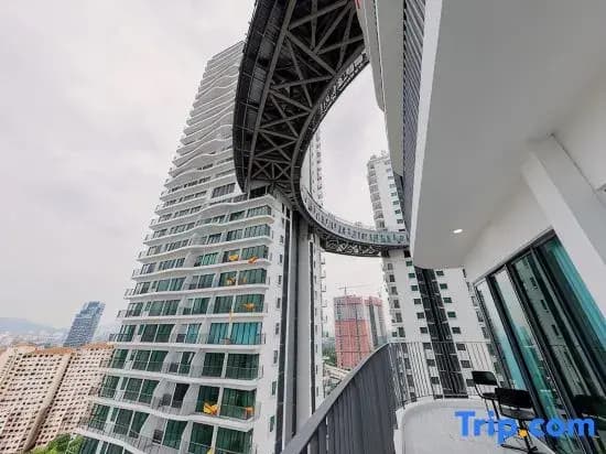 Datum Jelatek Residence by FEEL HOME - photo 2