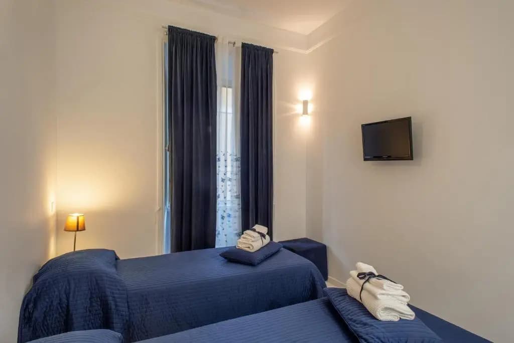 Hip Suites - photo 2