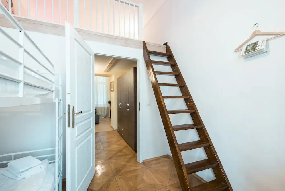 Hybernska Apartments - photo 13