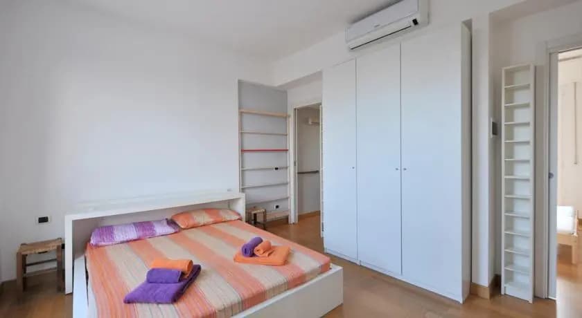 Lambrate District Apartment - photo 1