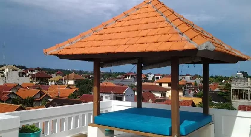 Rumah Kedua Villa - photo 2