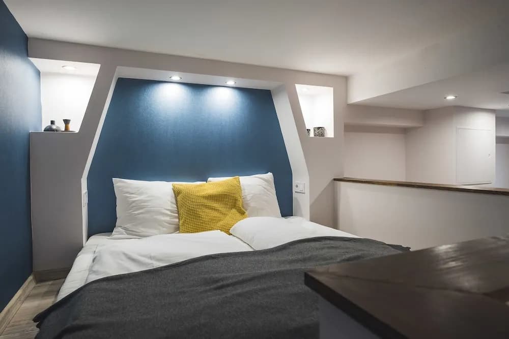CozyYellowCube Apartment - photo 3