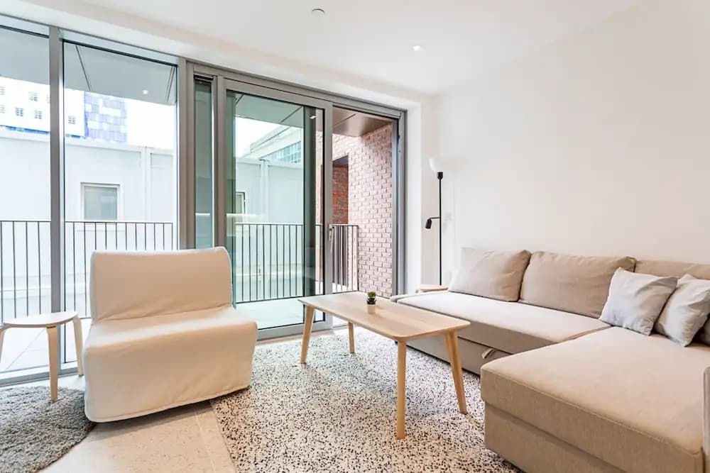 Whitechapel Modern Studio Flat - photo 18